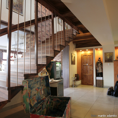 reštaurácia Ako doma, Bratislava, Lovinskeho 11